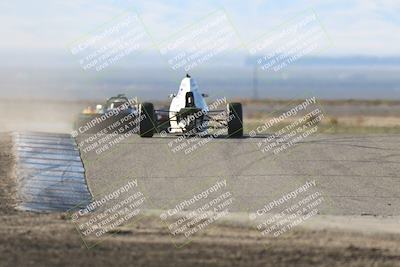 media/Oct-26-2025-CalClub SCCA (Sun) [[8ce1e69566]]/Group 6/Grapevine/